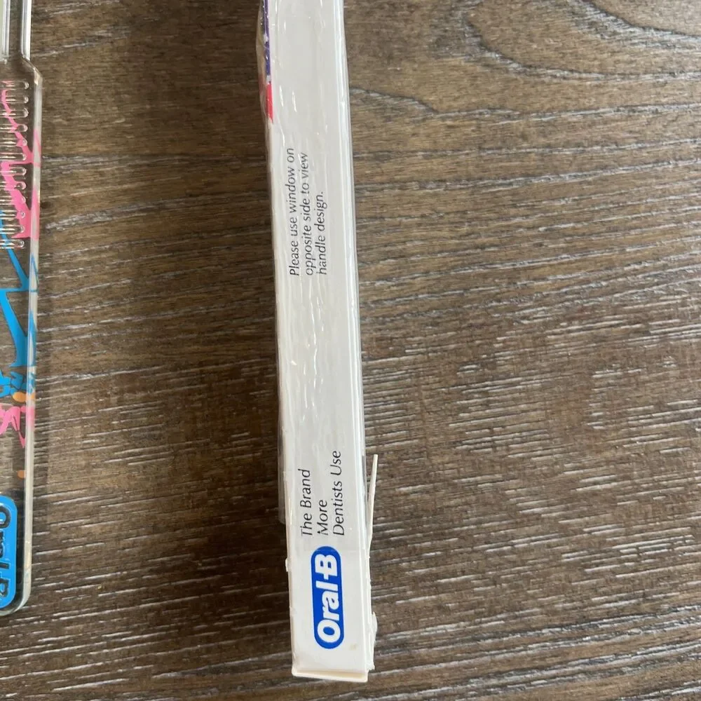 VTG 1991 Oral-B 35 Compact ART + SPORT DESIGNER Toothbrush Lot 2 Baseball RARE!!